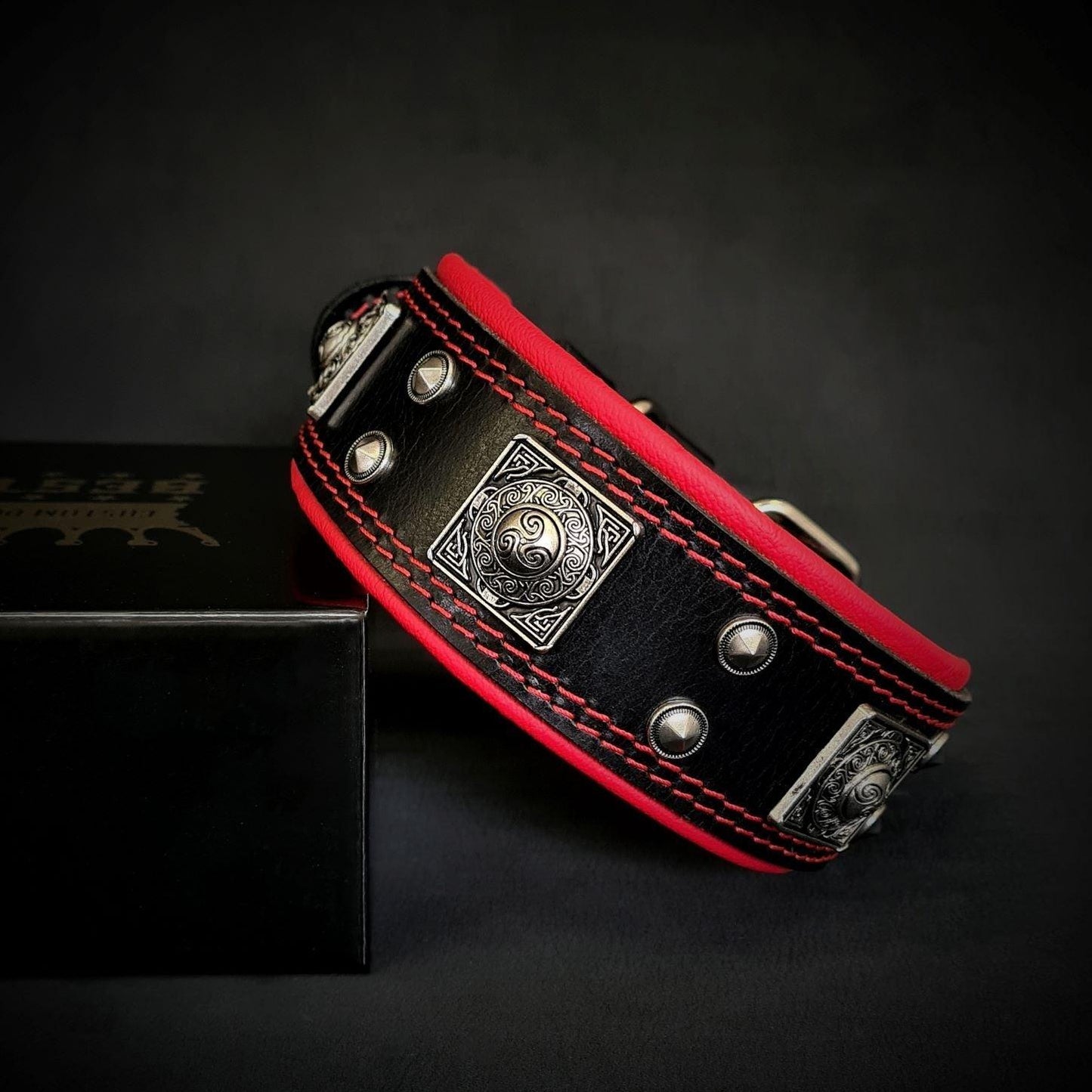 Das Halsband "Eros", 5 cm breit-0