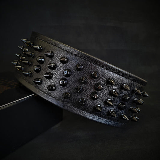 Das weiche schwarze „Crown“ Leder-Hundehalsband-0