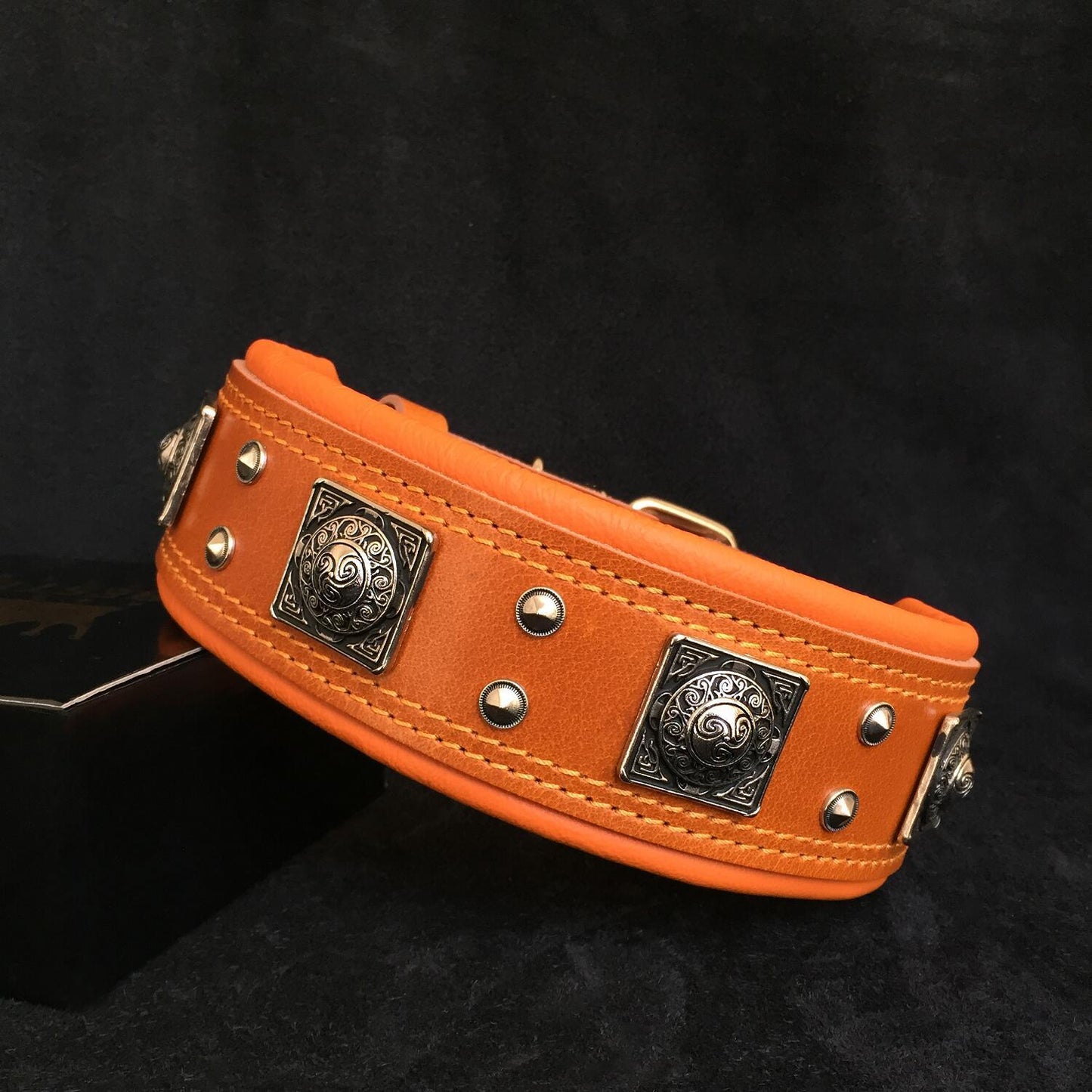 Das „Eros“ Halsband – 6,5 cm (2,5 Zoll) breit in Braun-1