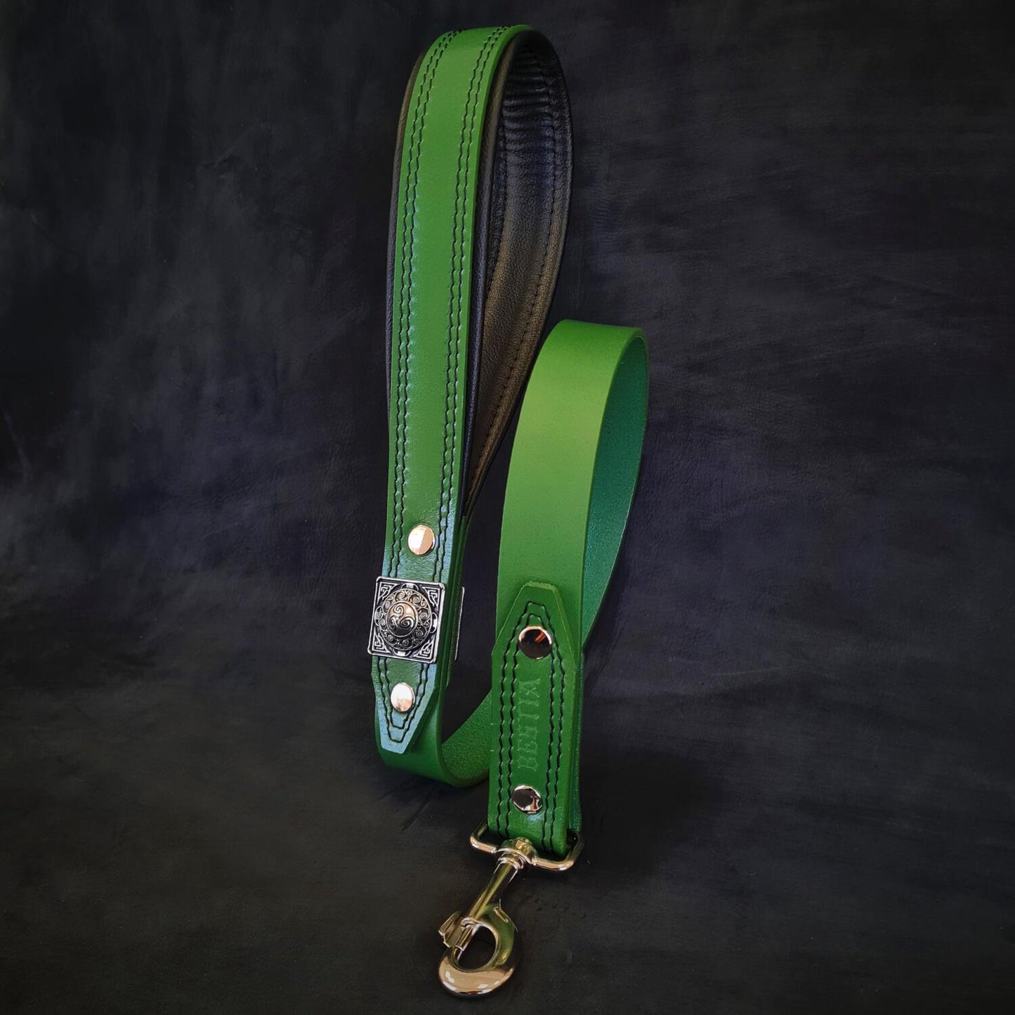 Das "Eros" Halsband – 6,3 cm breit in Grün-2